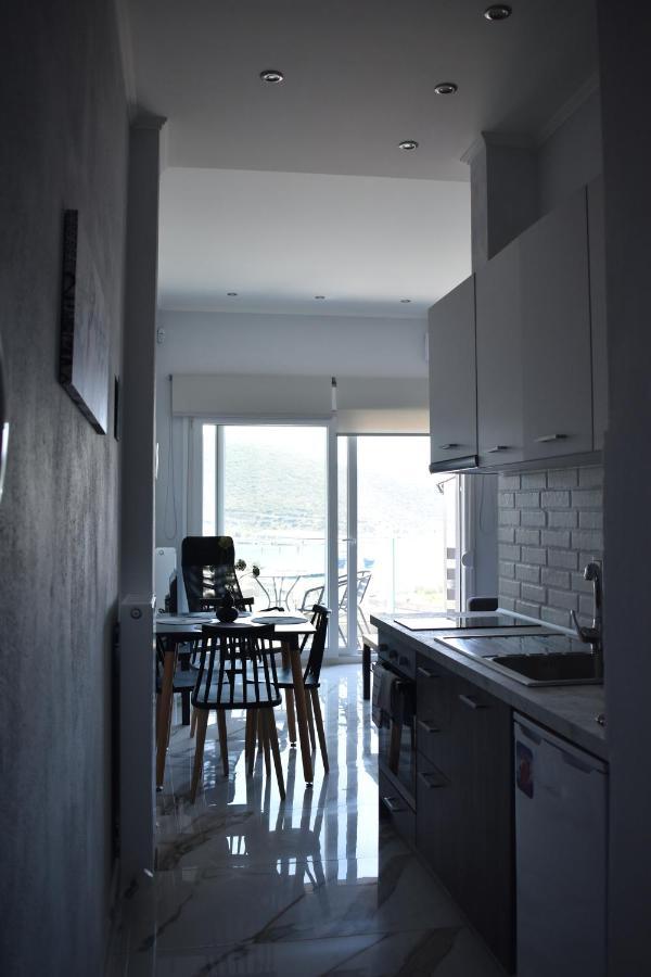 Relaxo Maisonette Elia Néa Péramos Exterior foto